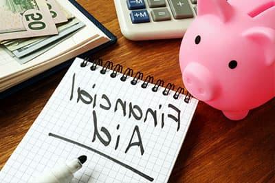 Piggy bank and notepad